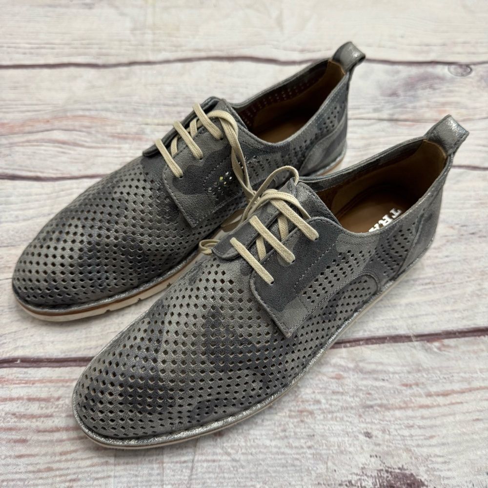 Trask Lena Perforated Camo Suede Sneakers Silver Metallic Mesh Size 10 nwot